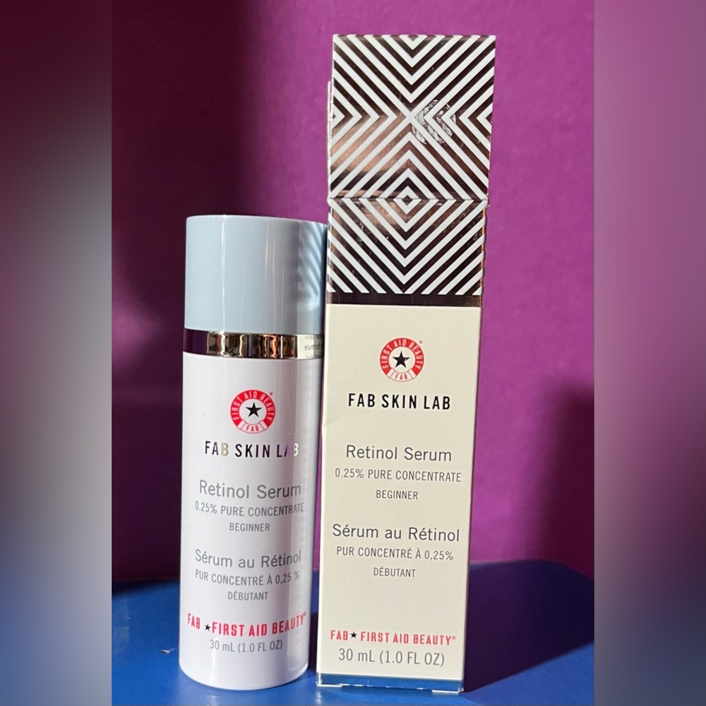 First Aid Beauty Retinol Serum - White and Silver (NIB)